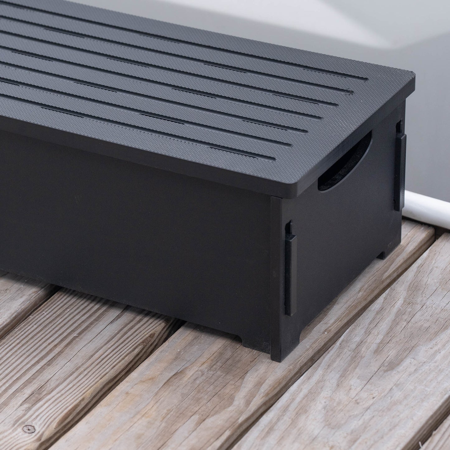 Stowaway Steps: 1 Step Wide Premium Stowable Dock Step